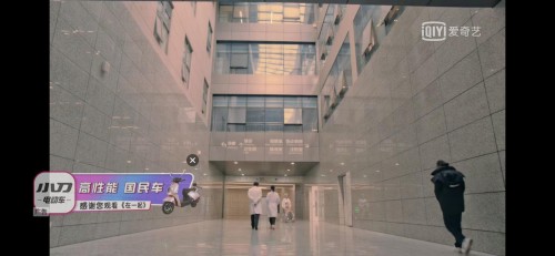 小刀電動車代言人海清現(xiàn)身熱播抗疫大劇，精湛演技助力國民品牌