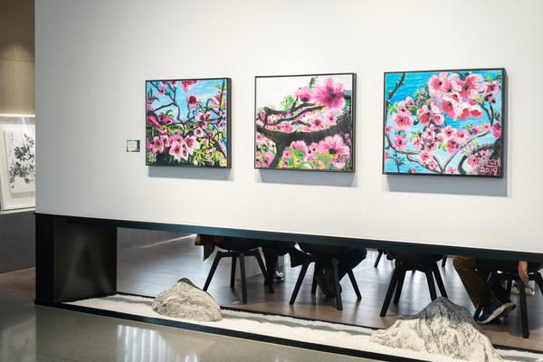 珀萊雅舉辦“公益畫(huà)展+移動(dòng)課堂” 關(guān)愛(ài)自閉癥兒童