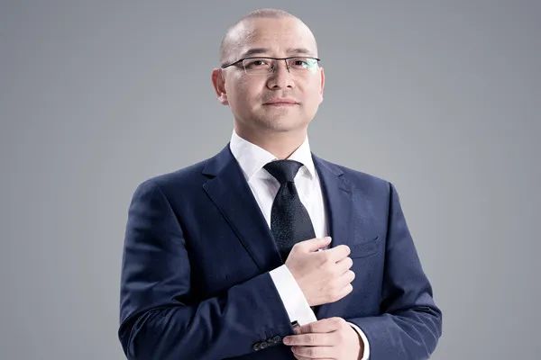 打造品牌 他的詞典里沒有不可能——專訪九牧集團品牌副總裁嚴楨