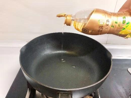 金龍魚玉米油清新撩人食欲,這道海蠣子究竟是什么人間美味?