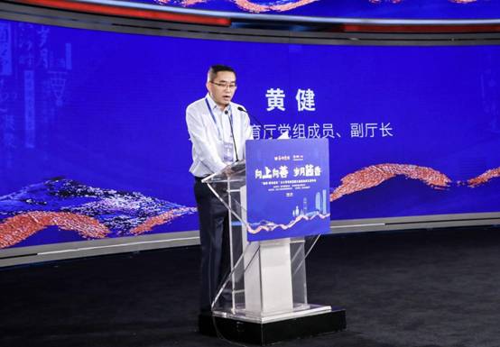 賴茅積極踐行企業(yè)社會(huì)責(zé)任，攜手奧運(yùn)冠軍共同構(gòu)建少兒羽毛球公益平臺(tái)