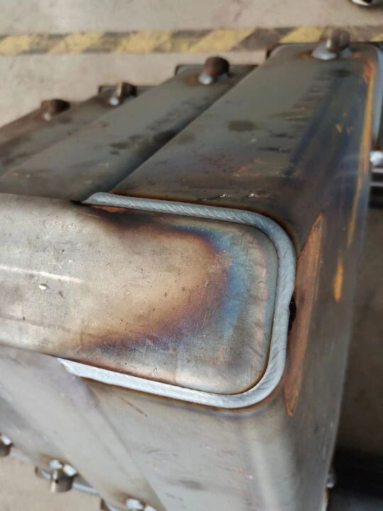 哈工智能旗下哈工現代推出工程機械行業“搬運車車架焊接”項目解決方案