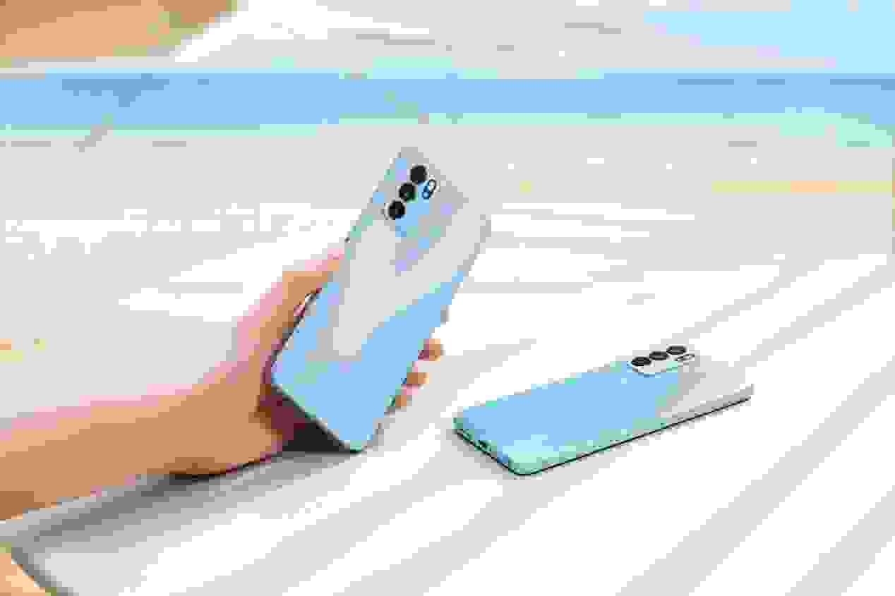 夏日美好躍然手機(jī)之上，OPPO Reno6系列星鉆工藝再度升級(jí)