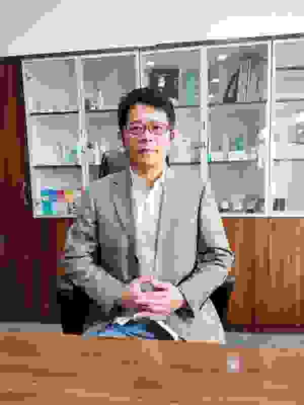 專注中醫(yī)創(chuàng)新研發(fā)，禾寶創(chuàng)始人張科建的探尋護(hù)膚肌密之路