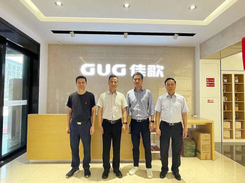 中國五金制品協會副理事長孟凡波一行蒞臨佳歌集團參觀指導！
