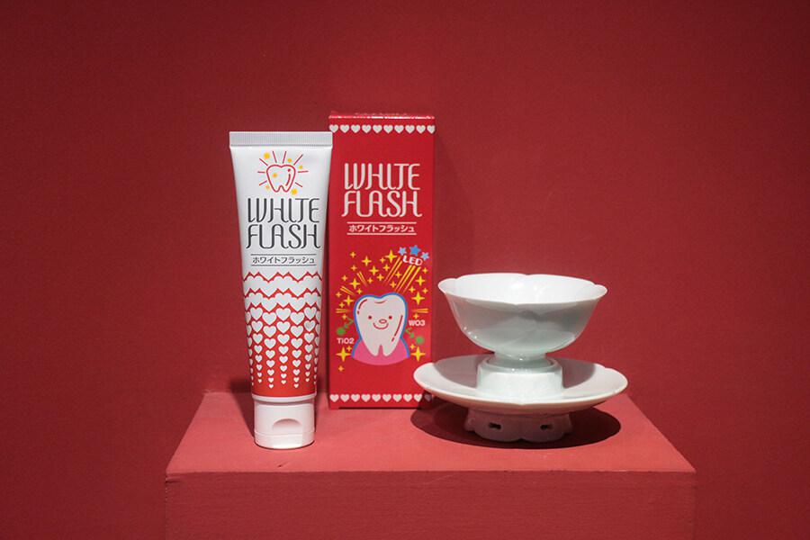 日本“白亮”（White Flash）光觸媒牙膏，牙齒美白效果比想象得還好