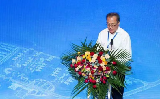 公司總裁譚虎傳出席衡陽紡織產業招商推介暨重大項目簽約儀式