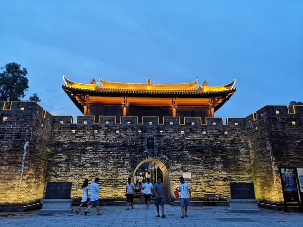 堅定信心、保持定力 -- 華僑城持續推進文旅高質量發展