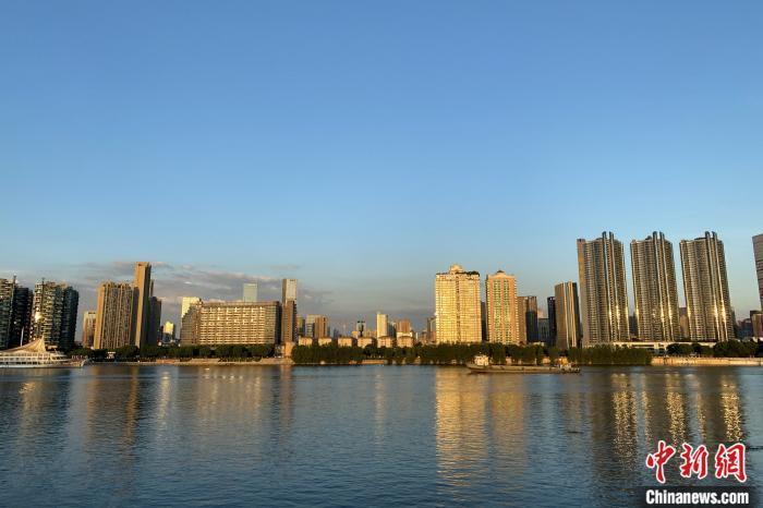 房企賣(mài)房拼了！樓市再現(xiàn)“首付5%、首年0月供”