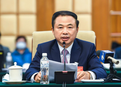全國人大代表張?zhí)烊危寒a(chǎn)業(yè)轉(zhuǎn)型更要考慮生態(tài)文明需要