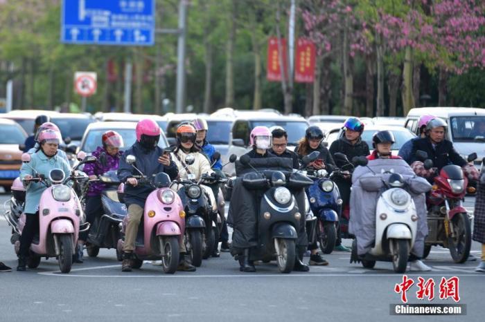 又一一線城市擬出臺措施！“電驢”不能隨意騎？
