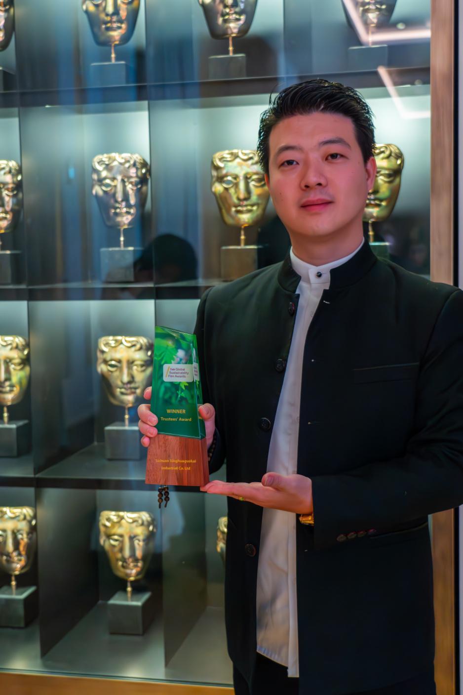 中國人文紀錄片《云朵之上》獲獎開創英國TVE電影獎歷史
