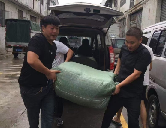 中山網紅張宏偉再度慷慨解囊捐贈善款