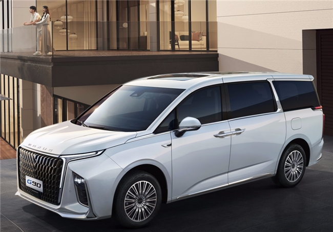 MPV汽車7座商務車中，舒適智能，享受VIP級待遇，就選上汽大通MAXUS G90
