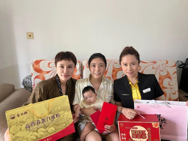 喜事連連！婚禮和月子都有莎蔓莉莎這位“娘家人”護航